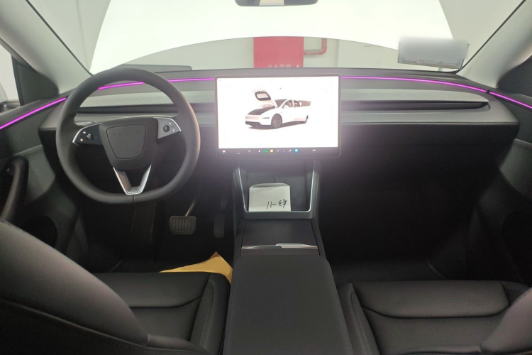 特斯拉 Model Y 2026款 长续航后轮驱动版中控内饰12