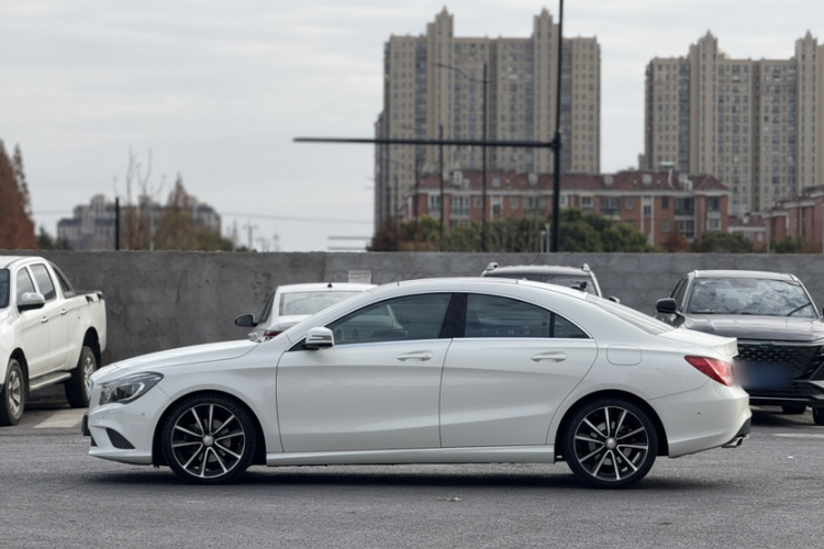 奔驰CLA 2016款 CLA 200 时尚型车身外观6007