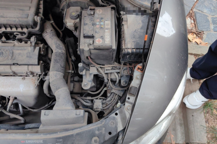 斯柯达 明锐 2012款 1.6L 手动逸俊版局部细节9007