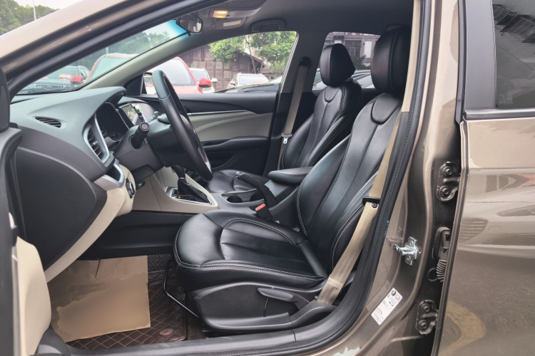 别克 英朗 2017款 15N 自动进取型中控内饰19