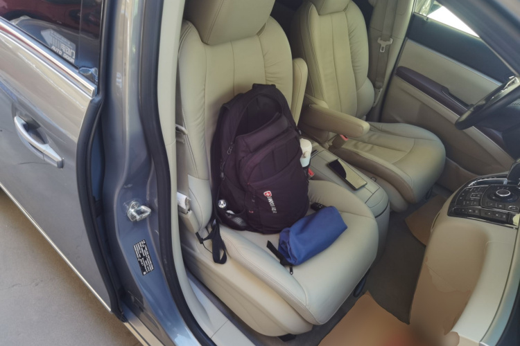 别克GL8 2017款 25S 豪华型 国V局部细节41