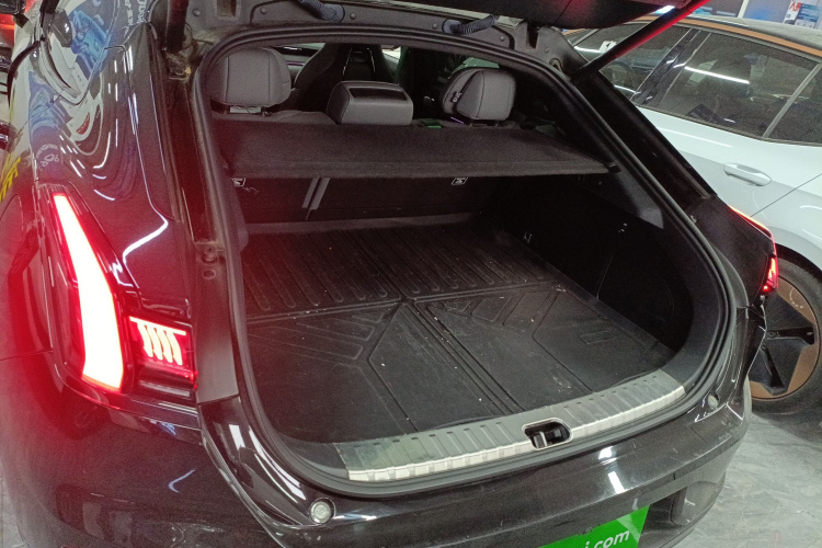 极氪001 2023款 WE版 86kWh局部细节23