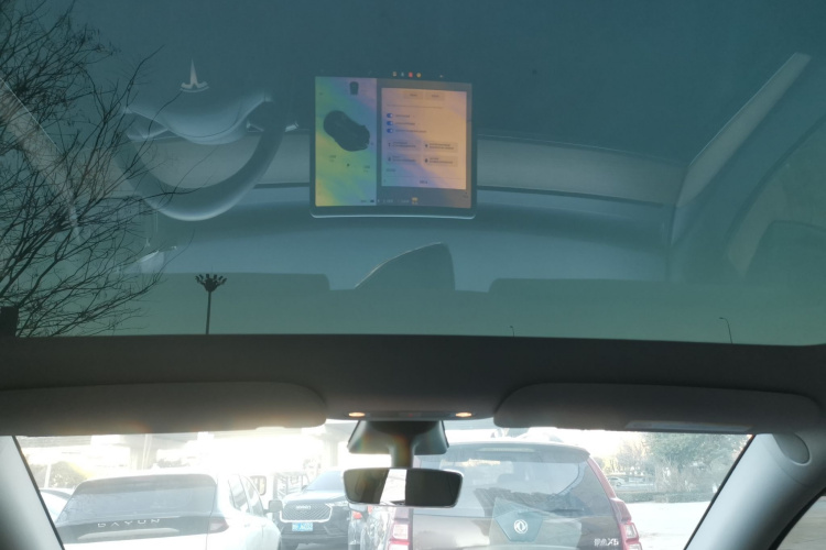 特斯拉 Model Y 2021款 标准续航后驱版中控内饰22