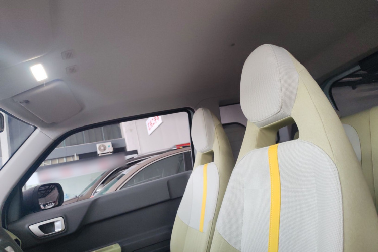 吉利银河 2024款 熊猫mini 200km 耐力熊中控内饰22