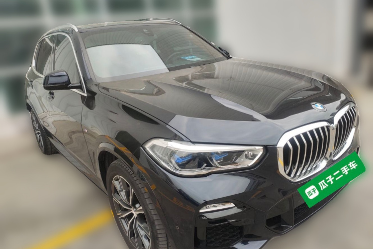 宝马X5(进口) 2021款 xDrive30i M运动套装车身外观3