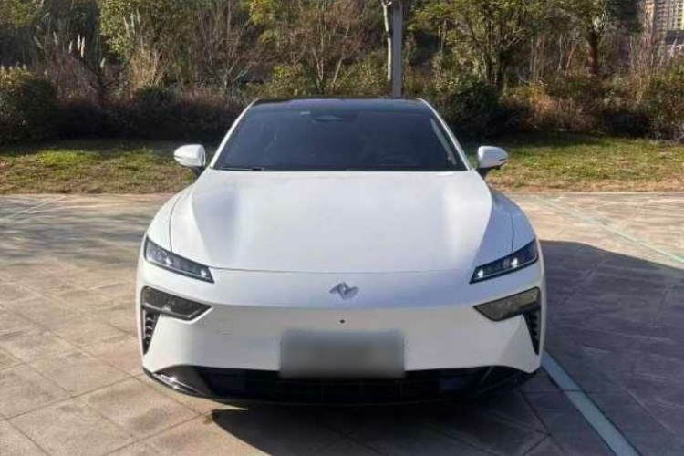 东风奕派 eπ007 2024款 200Pro增程版车身外观6005