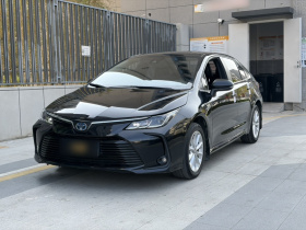 丰田 卡罗拉 2021款 双擎 1.8L E-CVT精英版