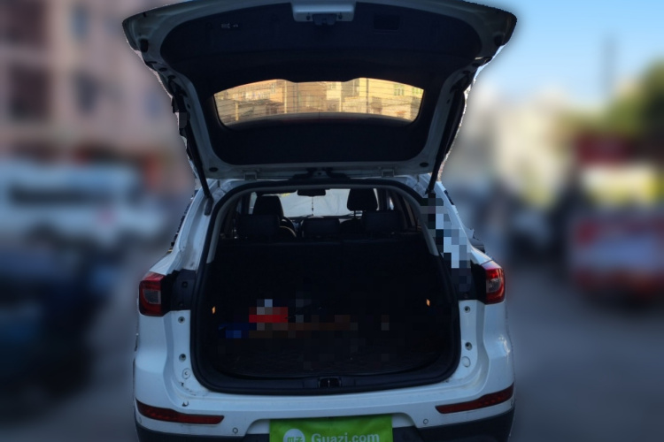 北汽幻速S6 2017款 1.5T CVT尊享型中控内饰23