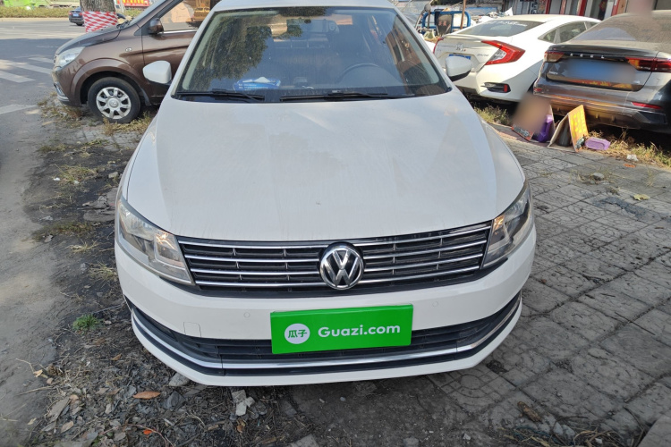 大众 朗逸 2017款 1.6L 手动舒适版车身外观2