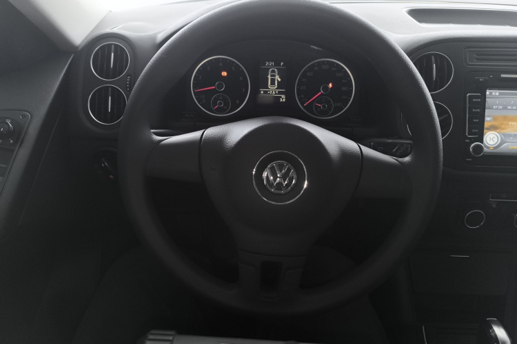 大众 途观 2013款 1.8TSI 自动两驱风尚版中控内饰13