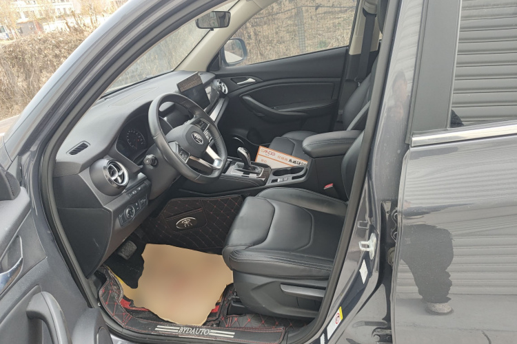 比亚迪 宋 2021款 经典版 1.5T 自动精英型中控内饰19