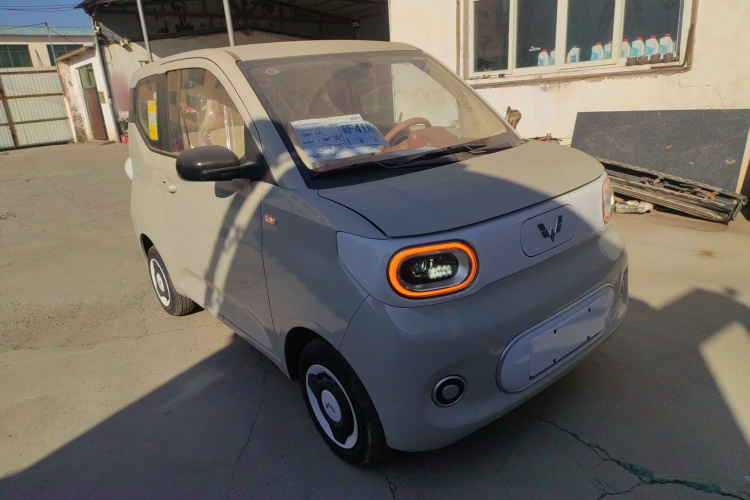 五菱汽车 宏光MINIEV 2024款 第三代 215km 青春版车身外观3