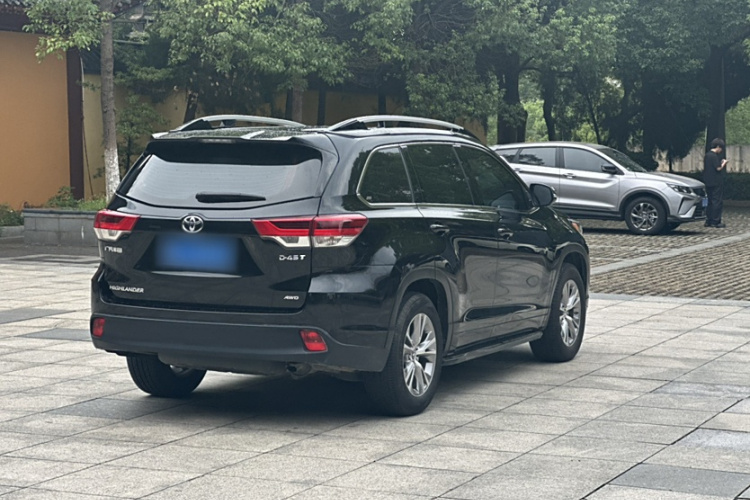 丰田 汉兰达 2021款 2.0T 四驱精英版 7座车身外观6005