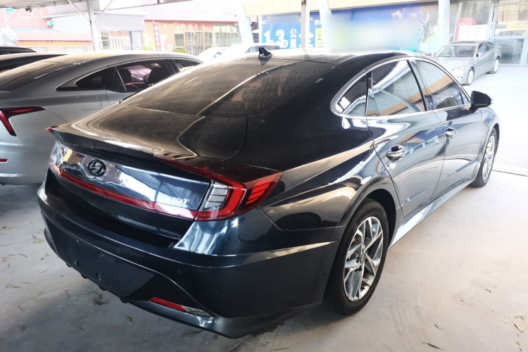 现代 索纳塔 2020款 270TGDi DCT GLS精英版车身外观7