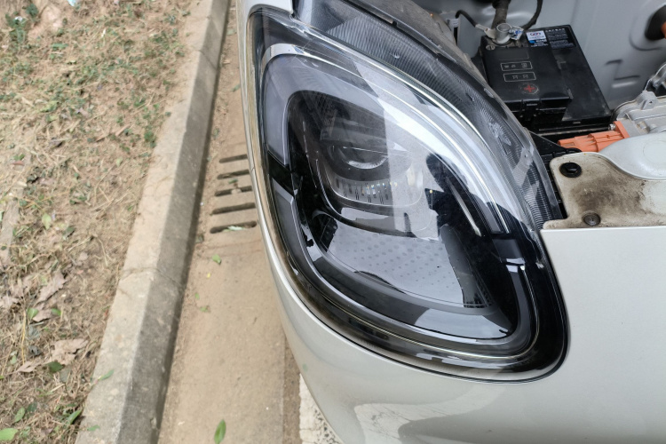 五菱汽车 宏光MINIEV 2025款 四门版 进阶款车身外观8