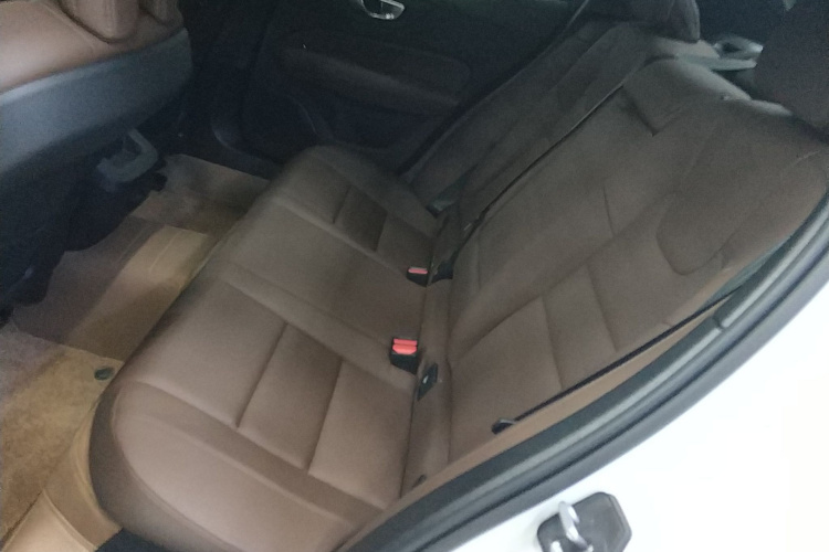 沃尔沃S60 2025款 B4 智逸豪华版中控内饰7004