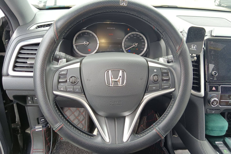 本田UR-V 2017款 370TURBO 两驱尊贵版 国V局部细节13