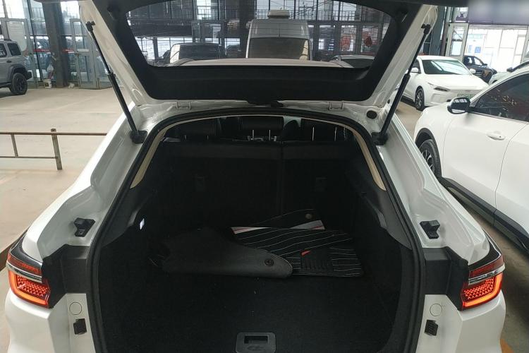 长安CS85 COUPE 2019款 2.0T 自动动版 国V中控内饰23