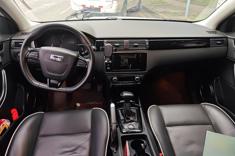 观致3 2016款 两厢 1.6T 自动致臻型中控内饰12