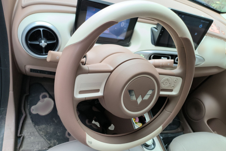 五菱汽车 宏光MINIEV 2025款 四门版 进阶款中控内饰13