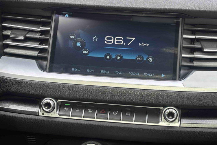 哈弗H6 2017款 蓝标 1.5T 自动两驱智尚型中控内饰7011