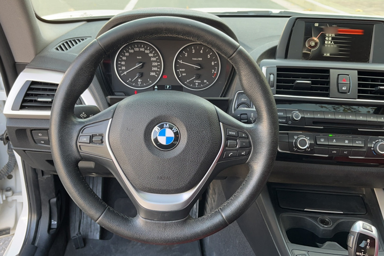 宝马2系(进口) 2015款 218i局部细节13