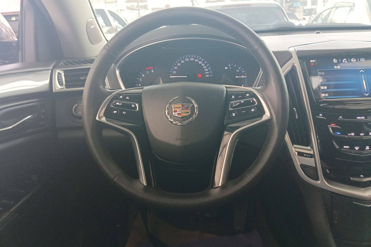 凯迪拉克SRX 2015款 3.0L 舒适型中控内饰13