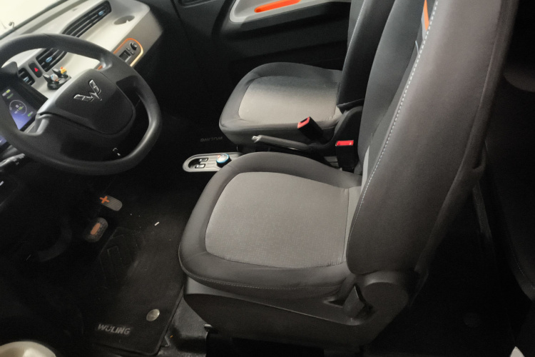 五菱汽车 宏光MINIEV 2020款 自在款 磷酸铁锂中控内饰19