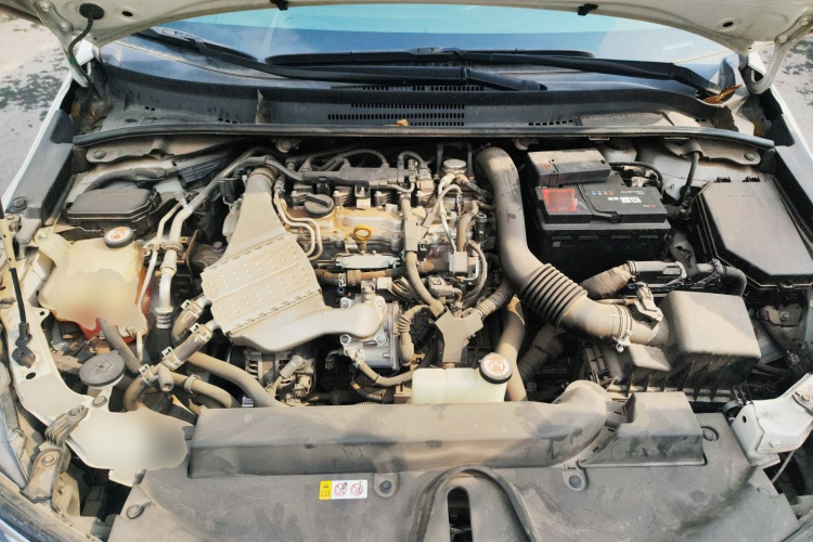 丰田 卡罗拉 2019款 1.2T S-CVT GL-i精英版局部细节24