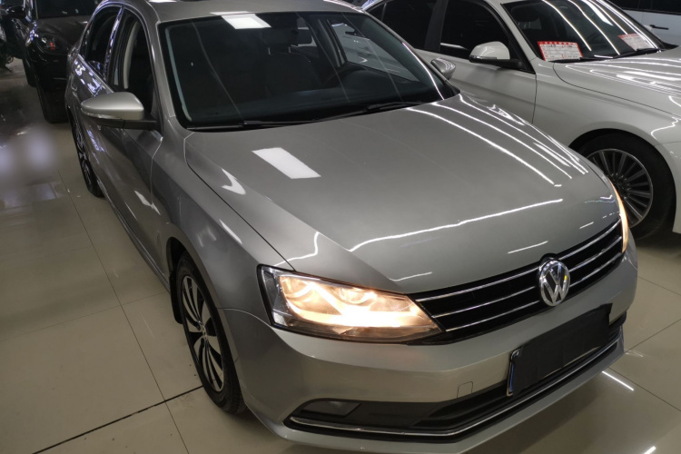 大众 速腾 2017款 1.6L 自动舒适型车身外观3