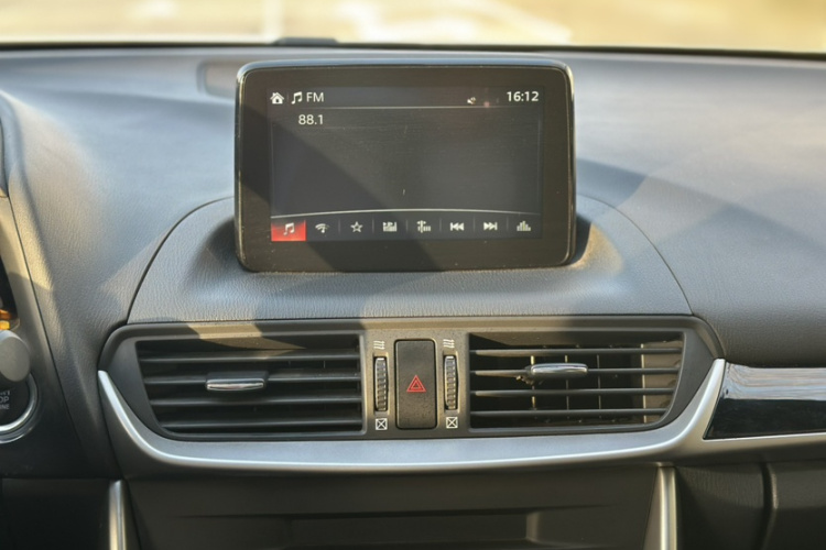 马自达CX-4 2018款 2.0L 自动两驱蓝天探索版 国V中控内饰7010