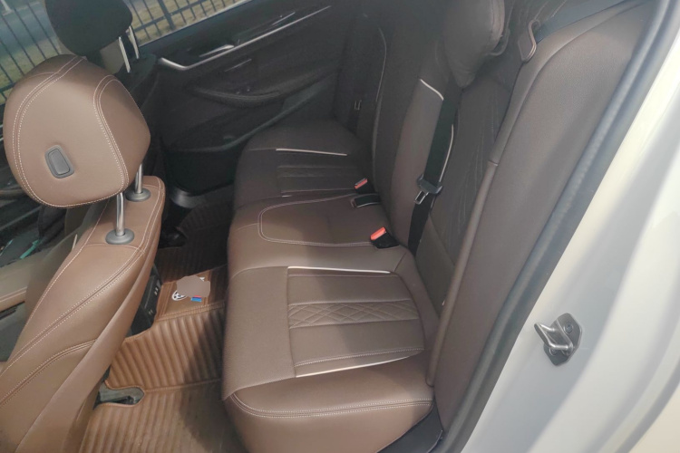 宝马5系 2021款 改款 530Li 领先型 豪华套装中控内饰7004