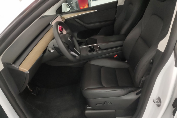 特斯拉 Model Y 2022款 改款 后轮驱动版局部细节19