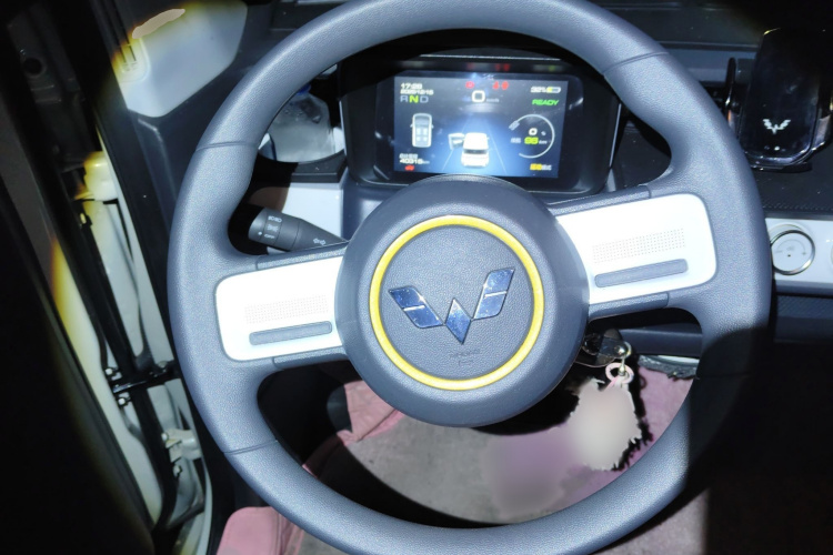 五菱汽车 宏光MINIEV 2022款 GAMEBOY 300km 玩咖款 磷酸铁锂局部细节13