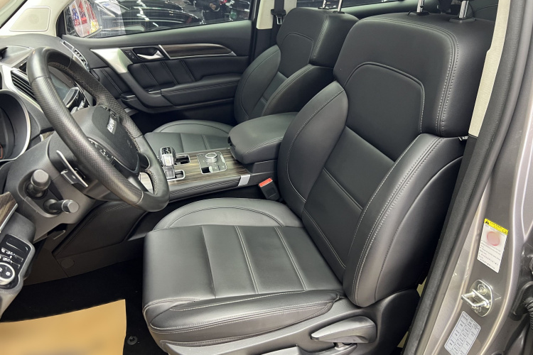 哈弗H9 2020款 2.0T 汽油四驱精英型 5座中控内饰7005