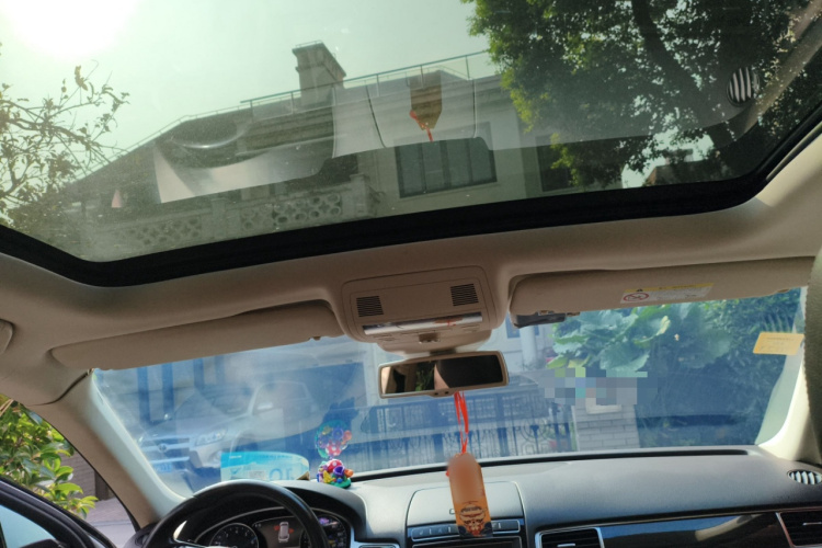 大众 途锐 2015款 3.0TSI 高配型局部细节22