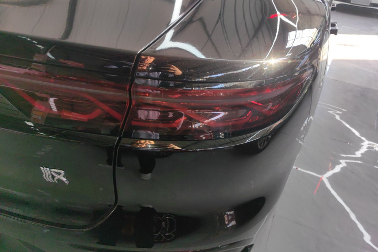 比亚迪 汉 2025款 DM-i 125KM精英型车身外观9