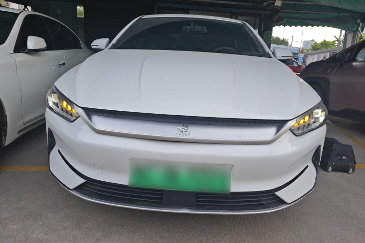 比亚迪 秦PLUS 2021款 EV 510KM 出行版车身外观2