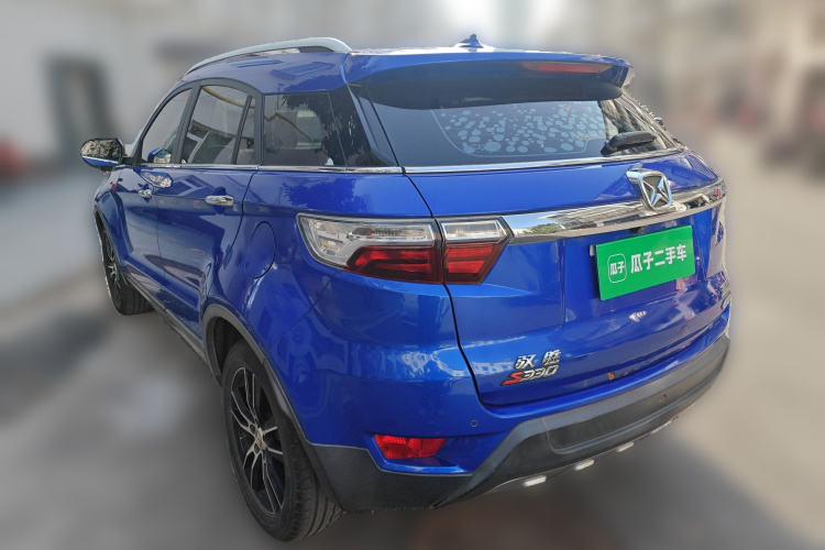 江铃 驭胜S330 2016款 1.5L GTDi 自动四驱旗舰版车身外观5