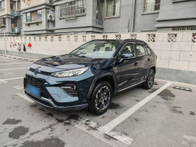 丰田 威兰达 2020款 双擎 2.5L E-CVT两驱科技版