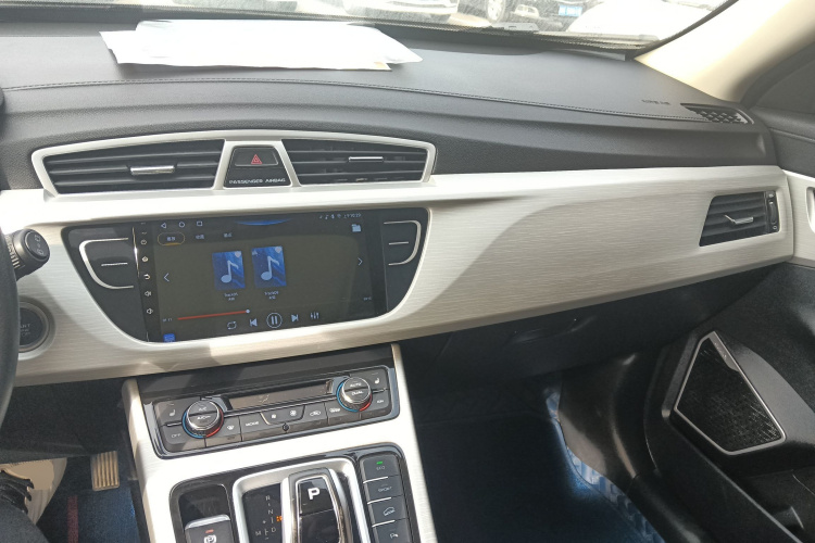吉利汽车 博越 2020款 1.8TD DCT两驱智联型4G互联版中控内饰12