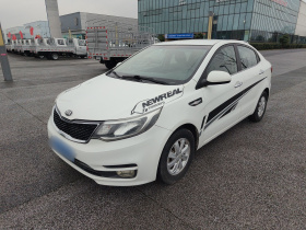 起亚K2 2015款 三厢 1.4L MT GLS