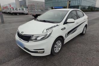 起亚K2 2015款 三厢 1.4L MT GLS