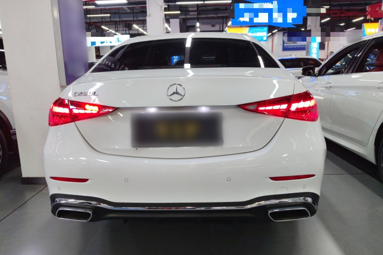 奔驰C级 2023款 C 200 L 运动版车身外观6