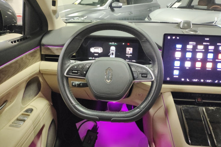 鸿蒙智行 问界M7 2022款 1.5T 四驱豪华版中控内饰13