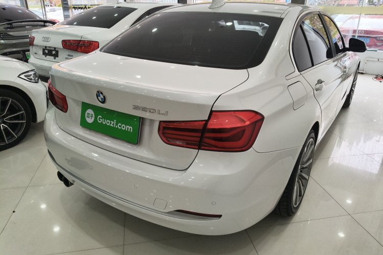 宝马3系 2019款 320Li 时尚型车身外观7