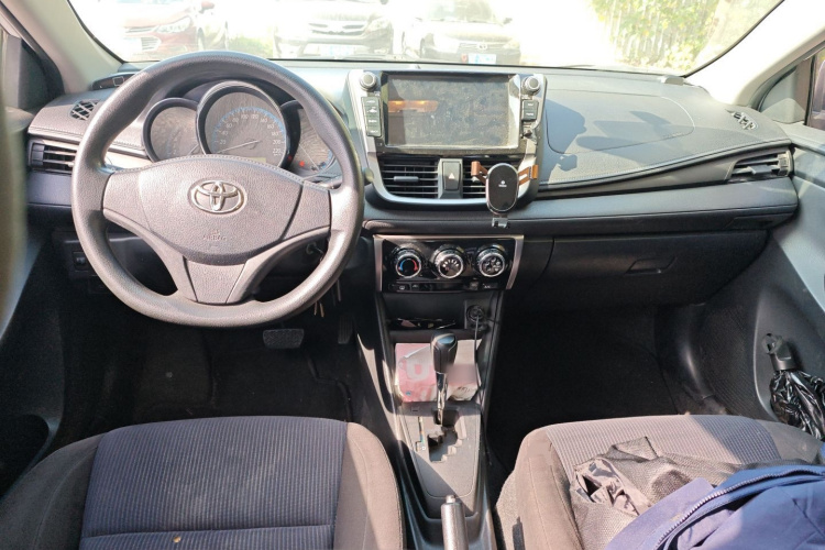 丰田 YARiS L 致炫 2016款 改款 1.5E CVT魅动版中控内饰12