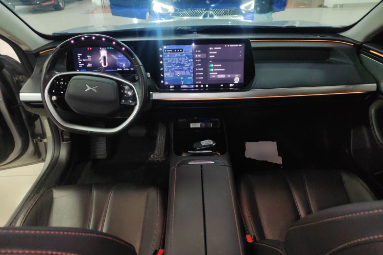 小鹏P7 2023款 586E中控内饰12