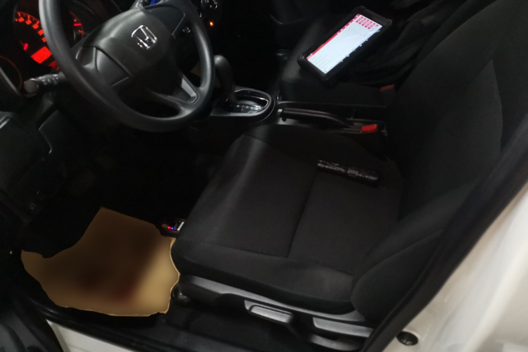 本田 飞度 2018款 1.5L CVT舒适天窗版中控内饰19