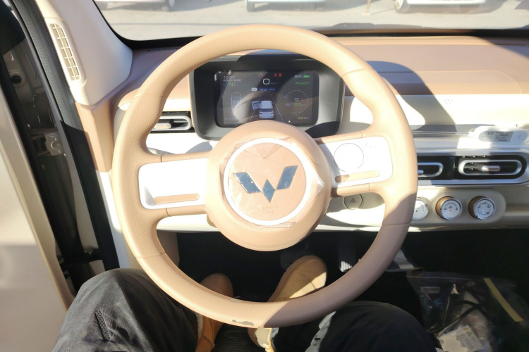 五菱汽车 宏光MINIEV 2024款 第三代 215km 青春版中控内饰13